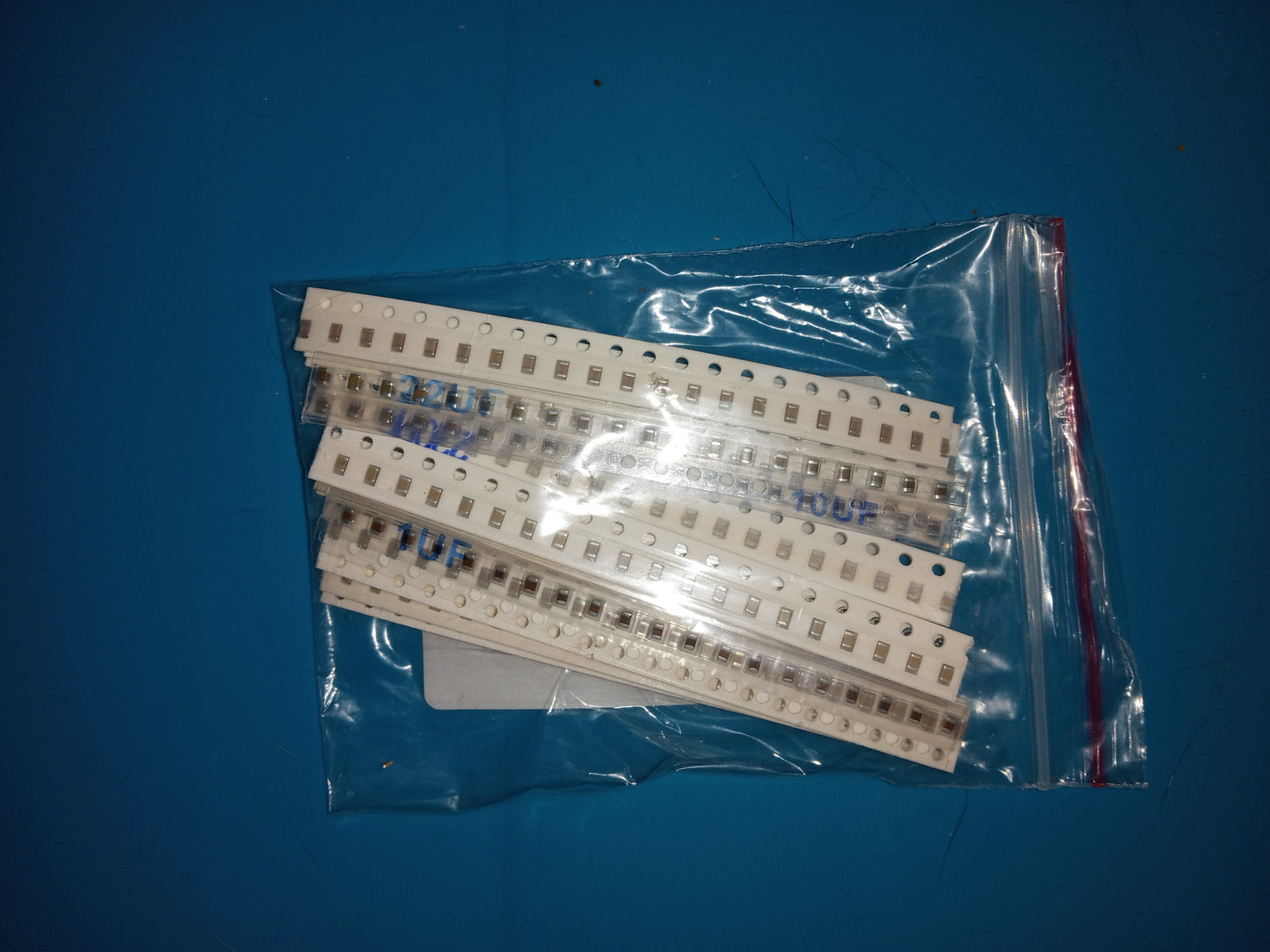 Capacitor Kit SMD 0805 Assorted Values 16 values x 20pcs = 320pcs